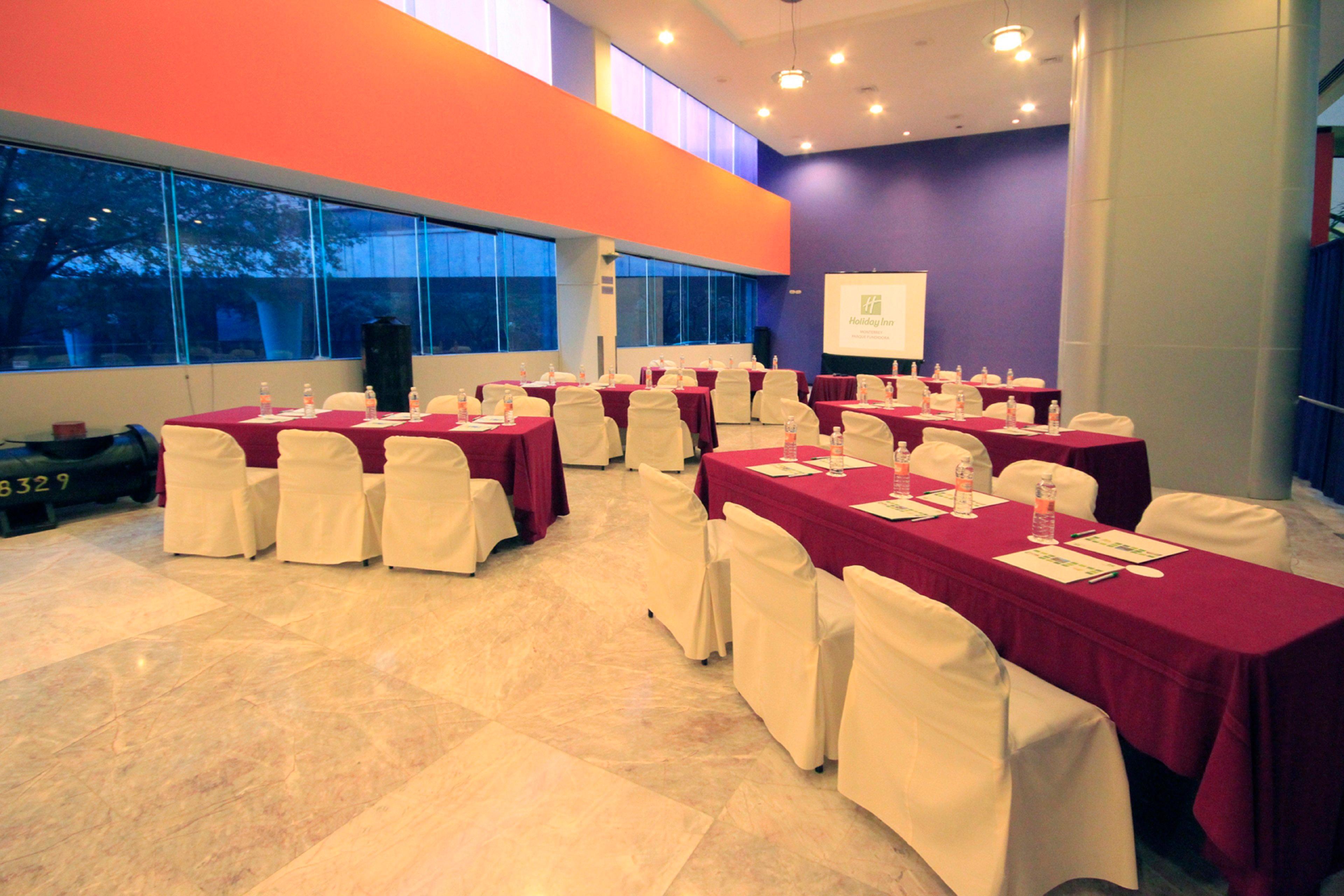 Holiday Inn Monterrey-Parque Fundidora By Ihg Buitenkant foto Meeting room
