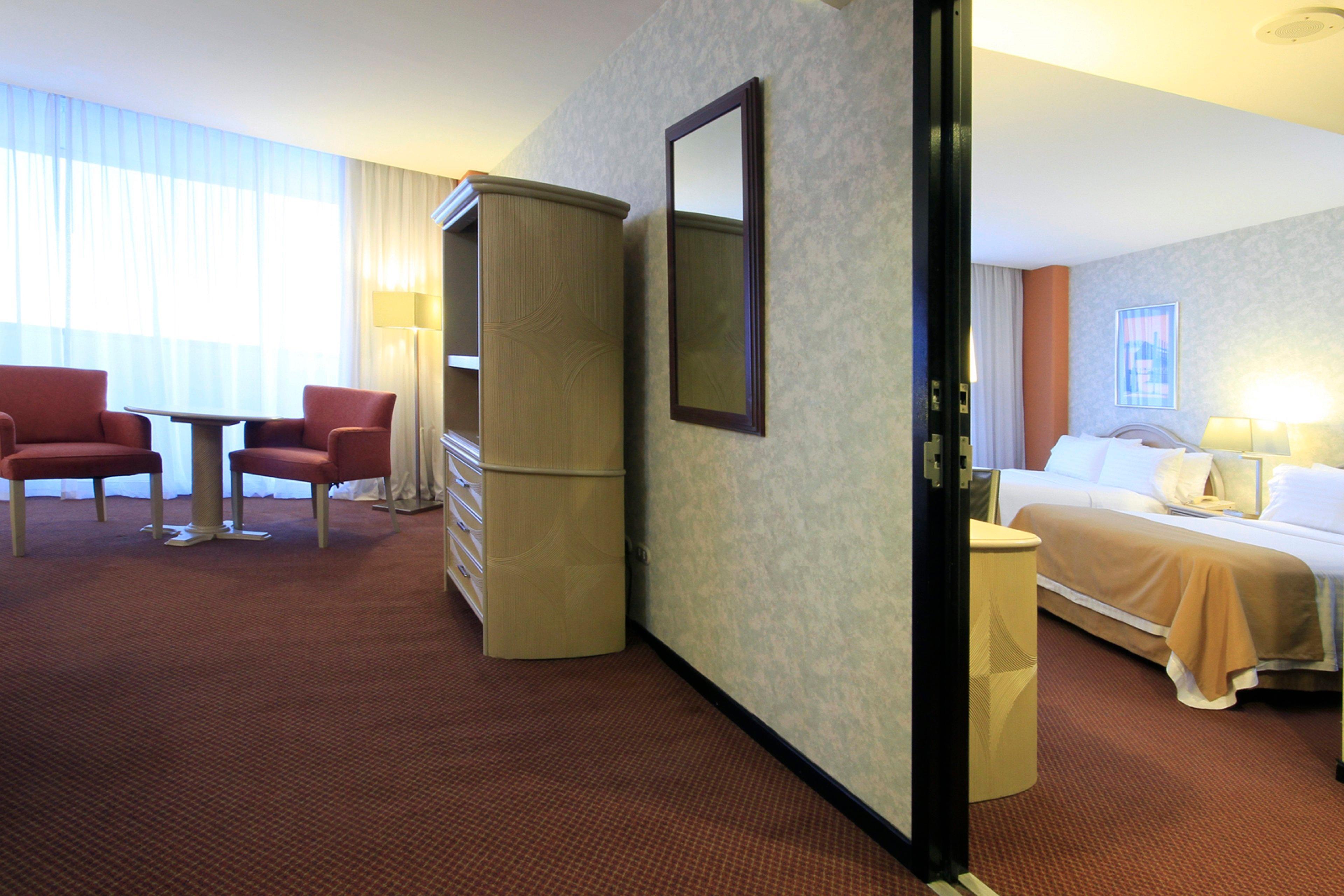 Holiday Inn Monterrey-Parque Fundidora By Ihg Buitenkant foto A room at the hotel
