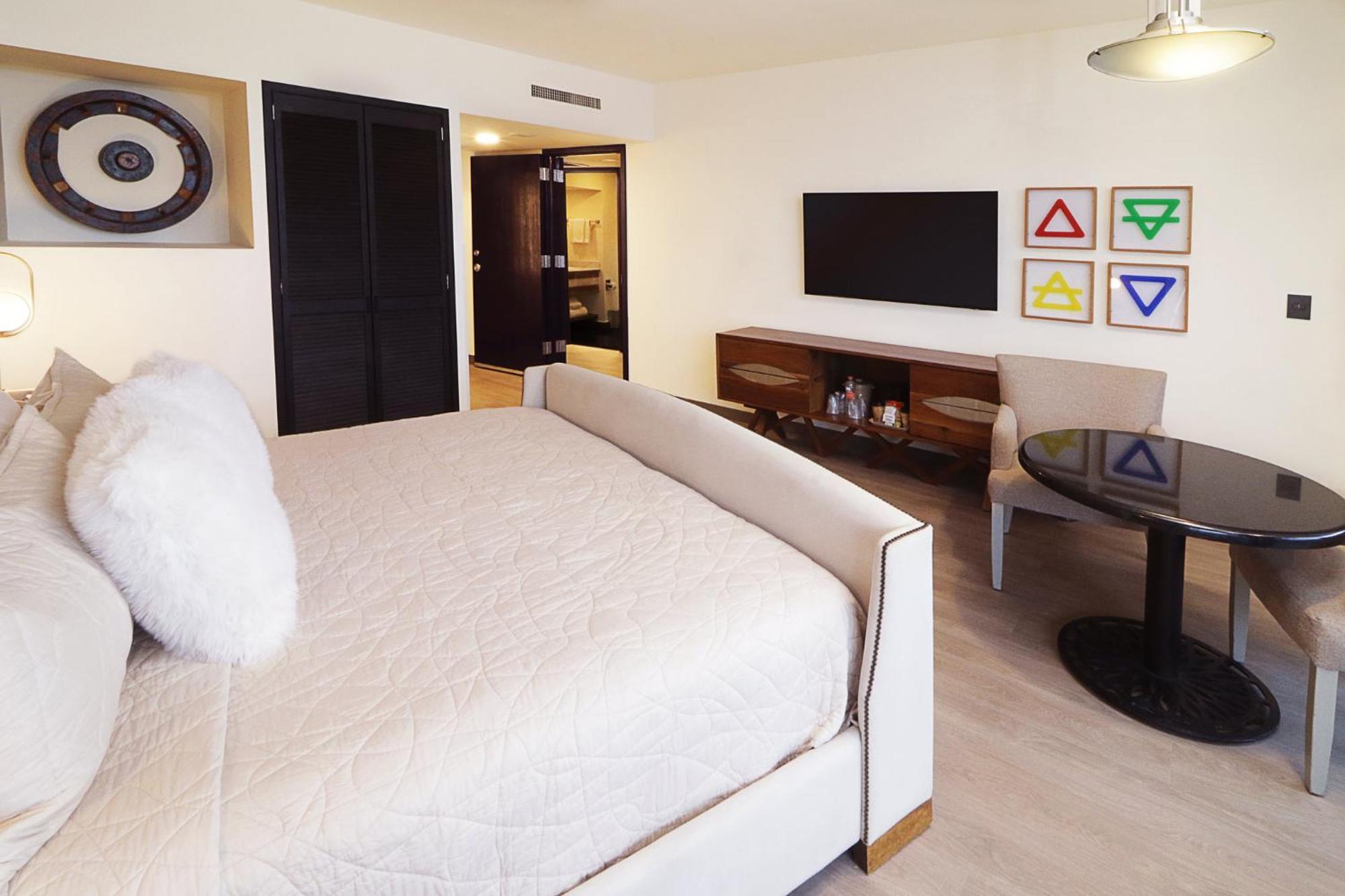 Holiday Inn Monterrey-Parque Fundidora By Ihg Buitenkant foto A room at the hotel